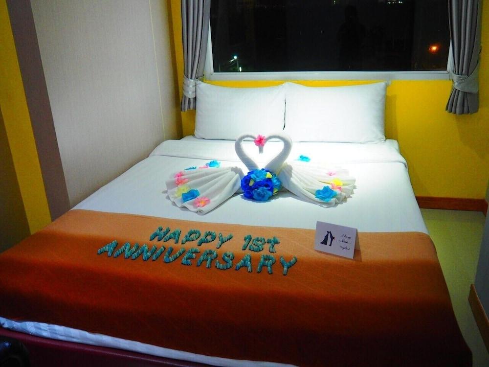 Blue Orchids Hotel Hat Yai Buitenkant foto