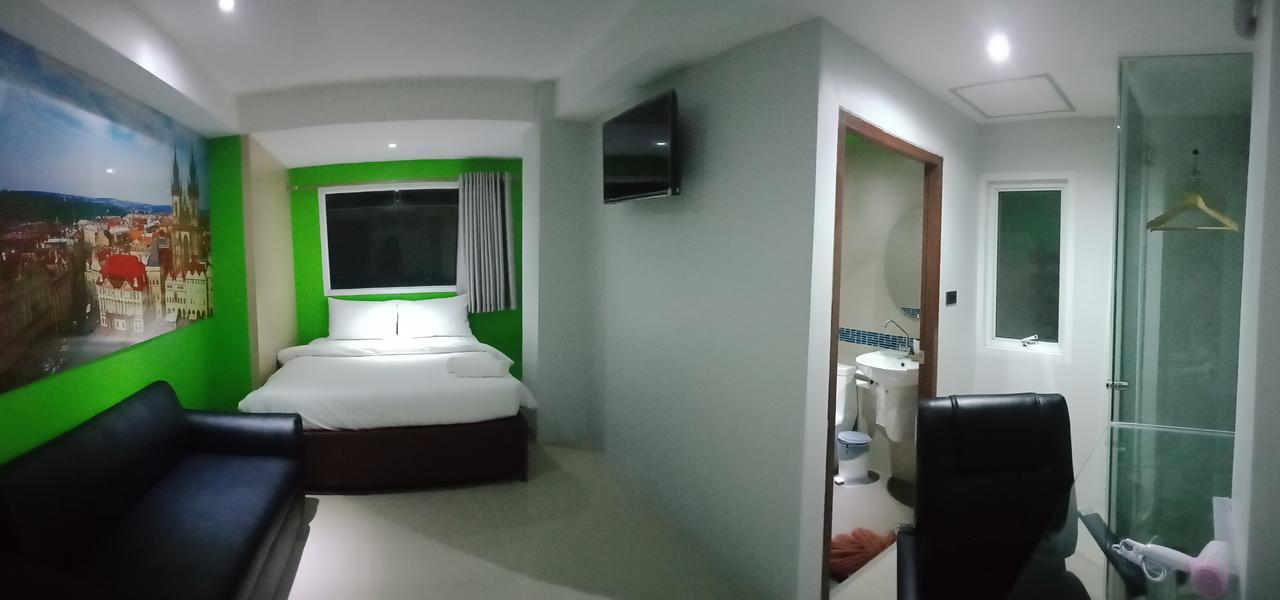 Blue Orchids Hotel Hat Yai Buitenkant foto