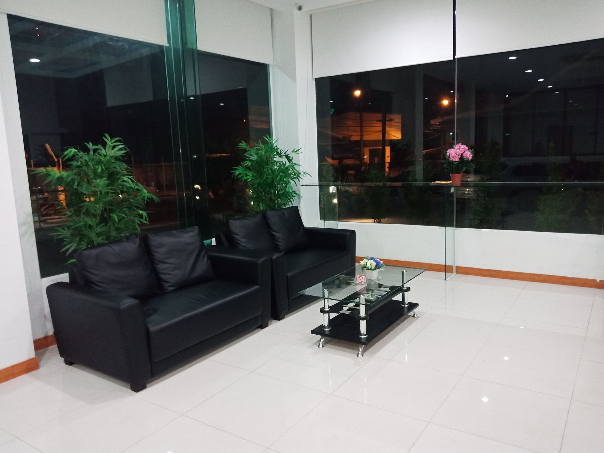 Blue Orchids Hotel Hat Yai Buitenkant foto
